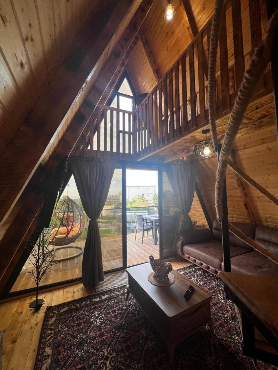 La'familia Villa Batumi