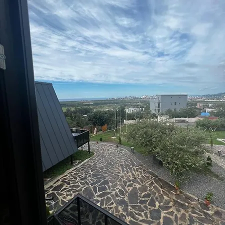 Вилла La'Familia Батуми Экстерьер фото